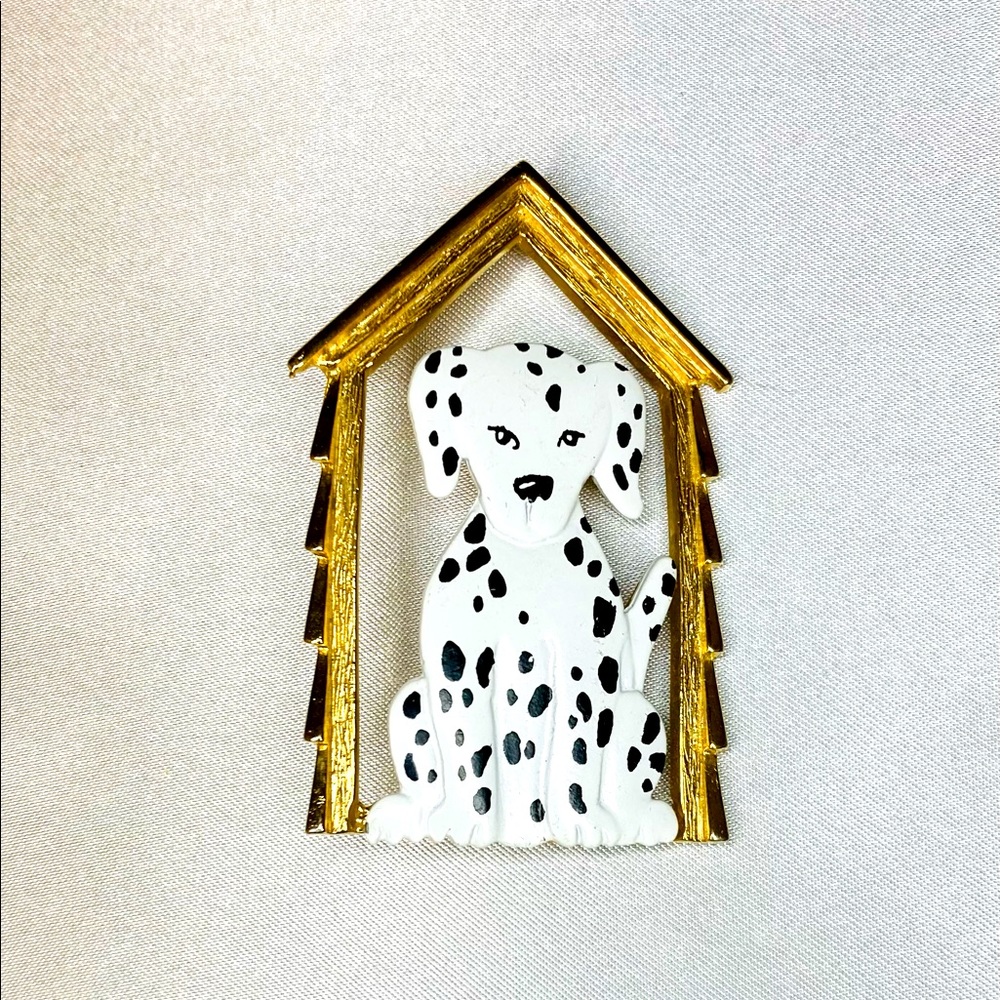 JJ SIGNED WOMEN JEWELRY BROOCH PIN DALMATION